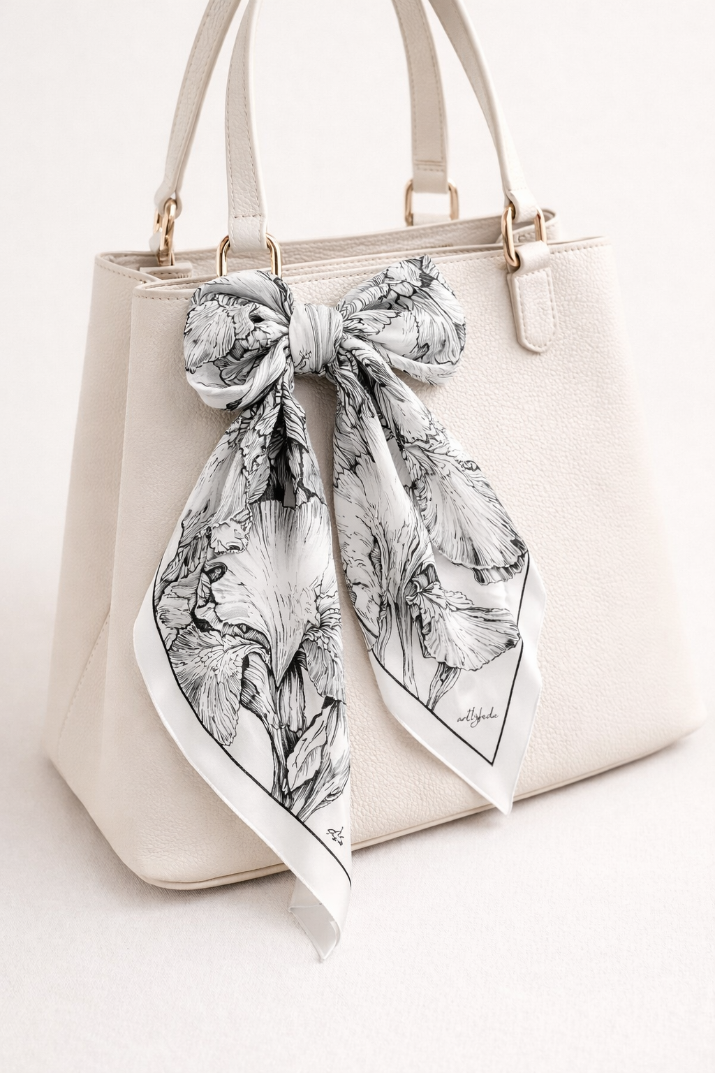 IRIS NOIR Silk Scarf